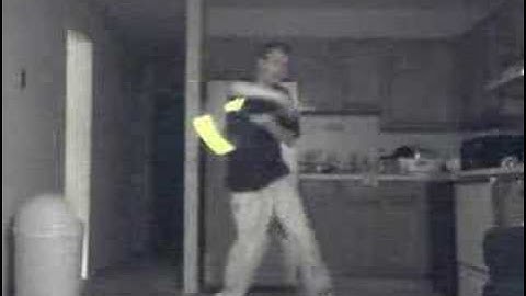 Glowsticking.com Stringing: Joe 7.3.04