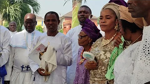 REMI SURUTU BURIES MOTHER AMIDST TEARS AND FAREWELL PRAYERS