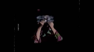 YoungQueenz - 世界中心