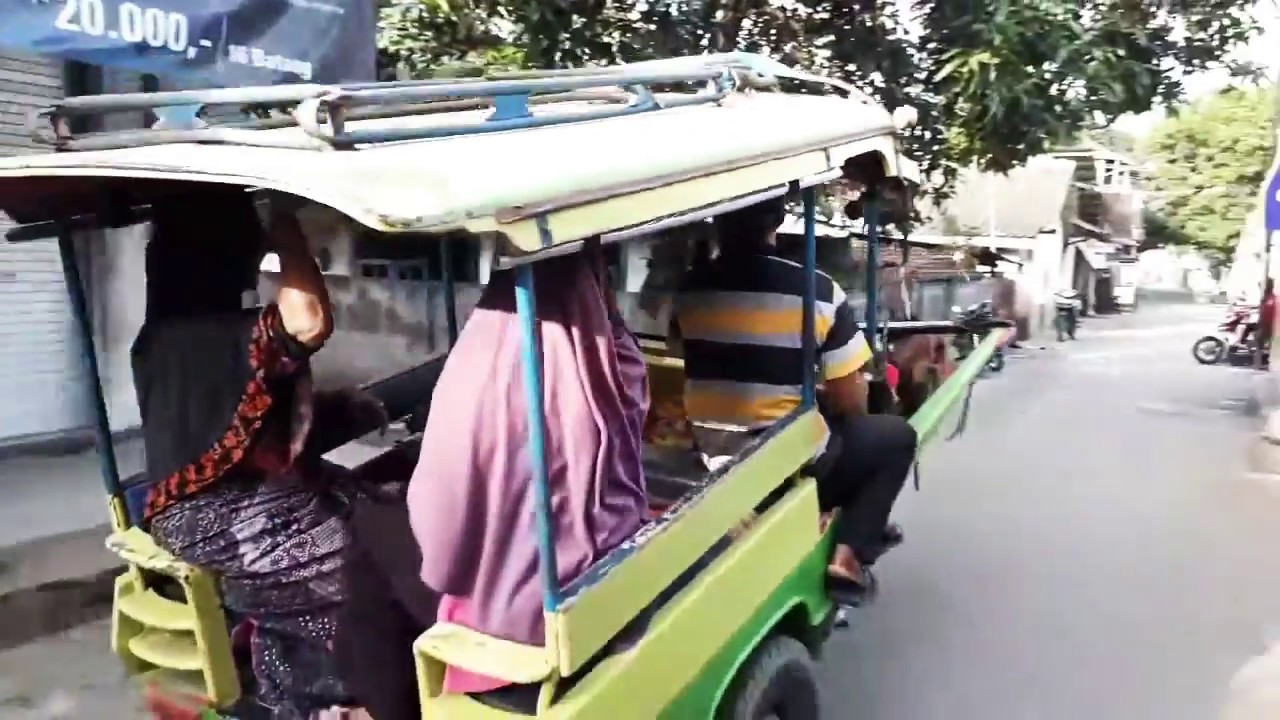 Naik Cidomo di Lombok