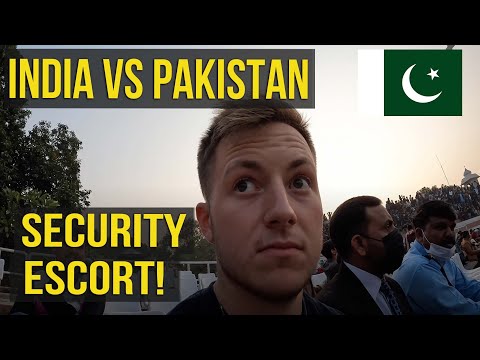 Tourists at India & Pakistan Border
