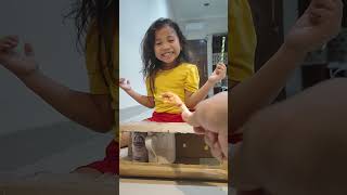 Riguna Dapat Hadiah Misterius Di Menit Ke 4 Games Anak Anak