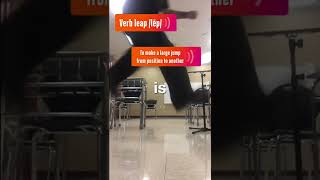 Jump 🆚 leap #englishstream #speakenglish #ingles #esl #learnenglish #grammar #englishvocabulary