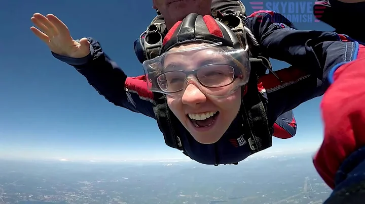 Ana Garza Martinez's Tandem skydive!