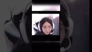 Keliatan Emang Tepozz Nenen Catheez