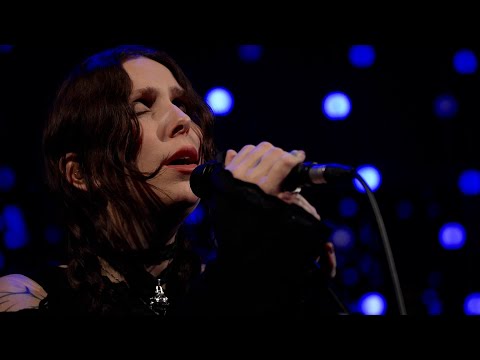 Chelsea Wolfe - Dusk (Live on KEXP)