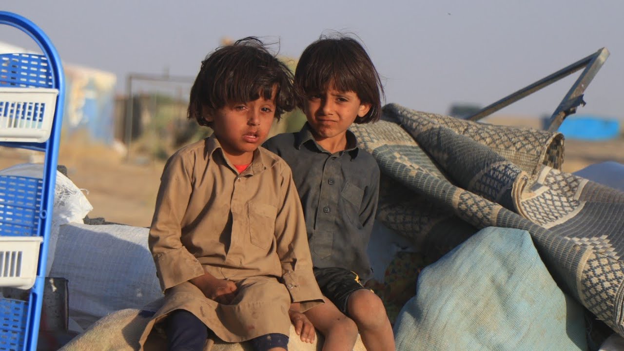 مارب | روضة ذنة نزوح جماعي الى مخيم النقيعاء بمديرية الوادي .