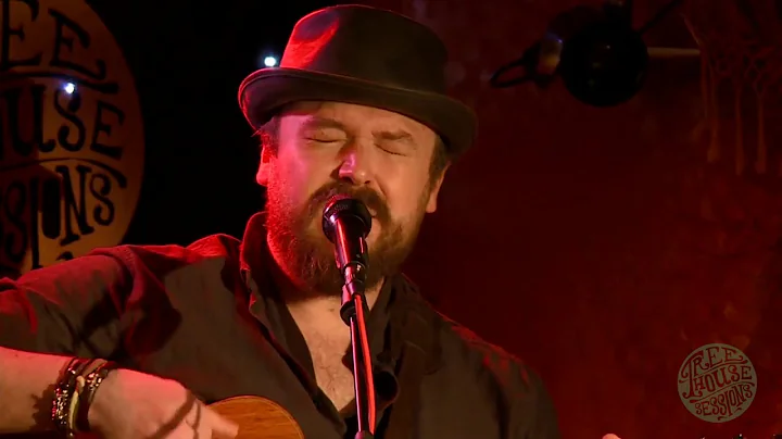 Leigh Saunders - Broken lullabye - Treehouse Sessi...