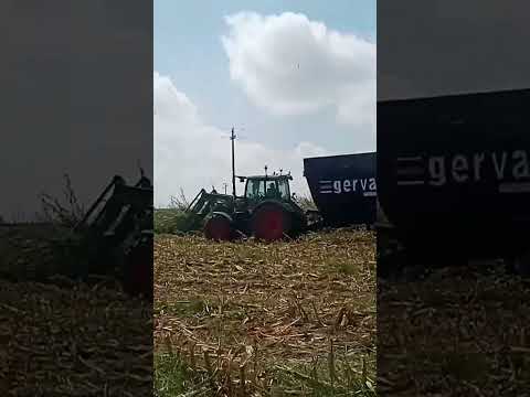 آلات فلاحية عصريه في ايطاليا