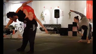 Contact Improvisation dance - a snapshot by Finchesca 866 views 2 years ago 2 minutes, 32 seconds