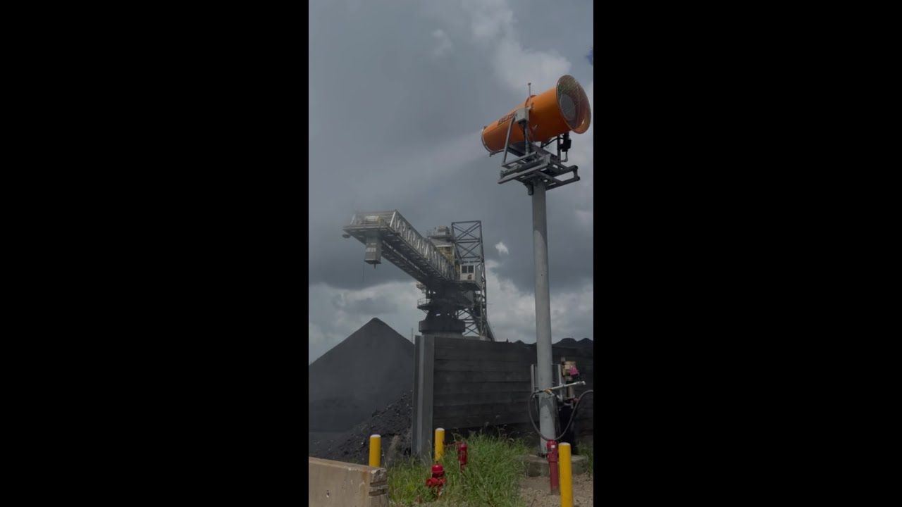 Serious dust calls for serious power. DB-100.