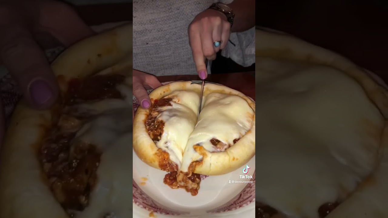 You need this PIZZA POT PIE from Chicago Pizza & Oven Grinder in Chicago, IL! #DEVOURPOWER