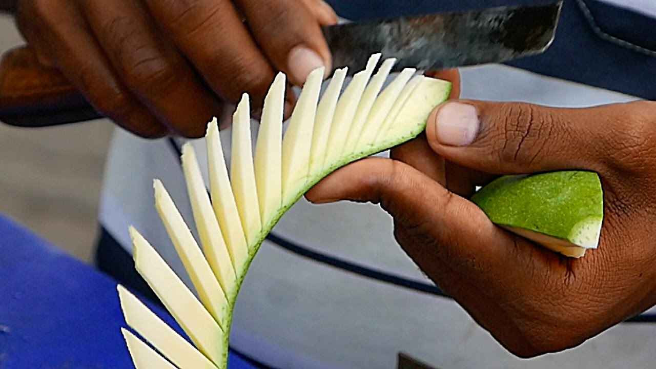 Indian Street Food - AMAZING KNIFE SKILLS Chickpea Salad India | Travel Thirsty