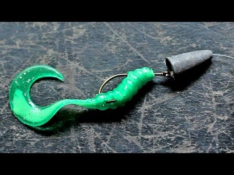 How to Tie a mini Texas Rig (weedless rig for bass and many others