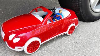 Experiment: Wheel Car VS Police Car and Spiderman &amp; Superman Superheroes Toys. Soft Things by Car!