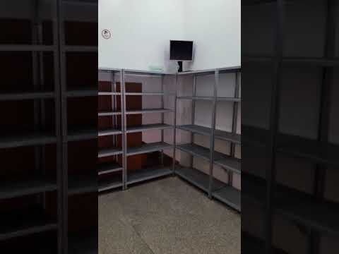   رفوف محلات تجارية