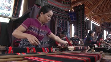 Thừa Thiên - Huế: Nghề dệt Dèng đón Bằng Di sản văn hóa phi vật thể quốc gia