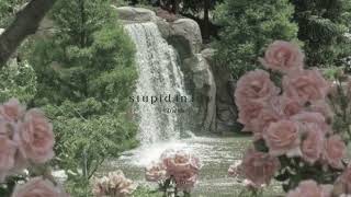MAX Feat. HUH YUNJIN (of LE SSERAFIM) 'Stupid In Love' 8D Audio / ⚠️USE HEADPHONES⚠️ / Violette