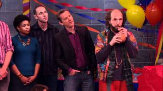 Video-Miniaturansicht von „Victorious: "The Diddly Bops: Mm Mm Cheese"“