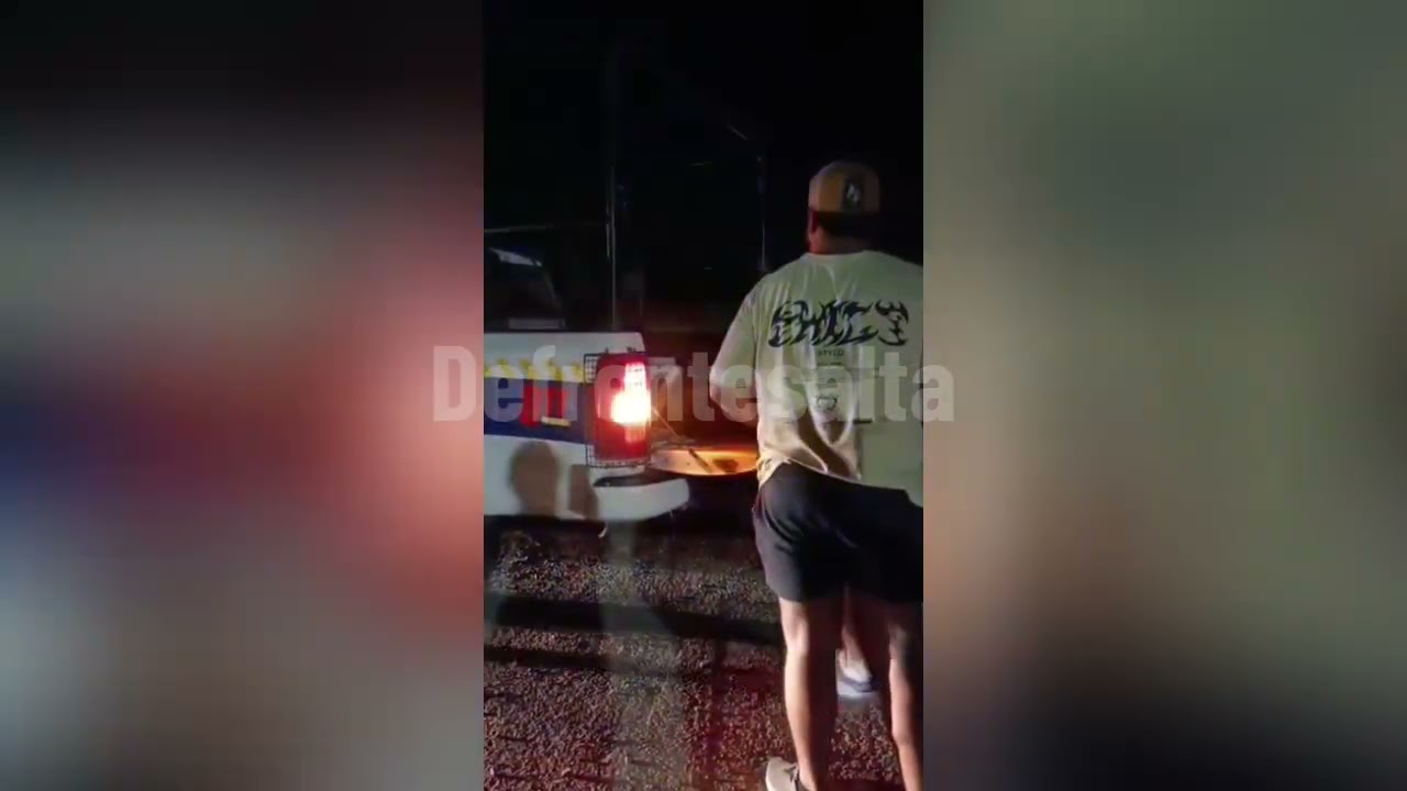 Trasladan en un móvil policial a un hombre que se accidentó en San Agustín 