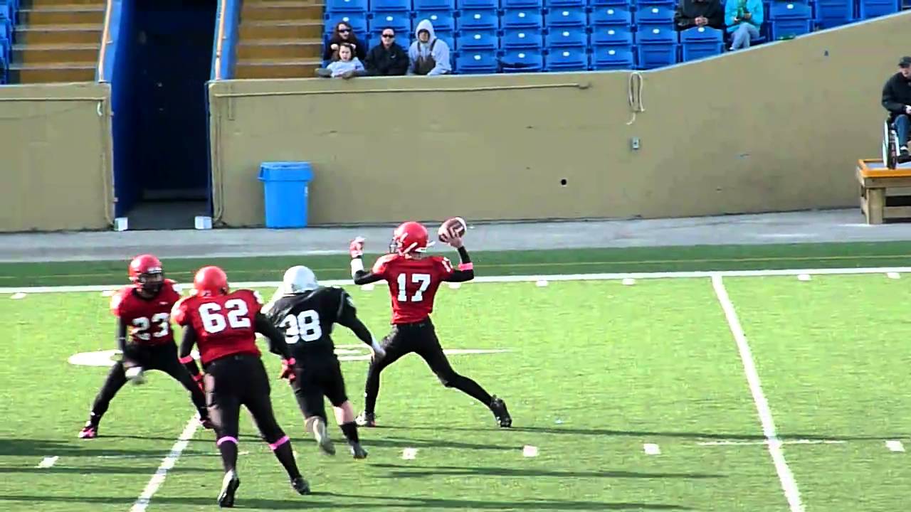 Chegus-Dufault leaping sideline reception