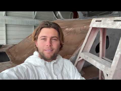 26 Foot Anderson Boat Repower : The whole cabin delaminated!! Leveling The boat