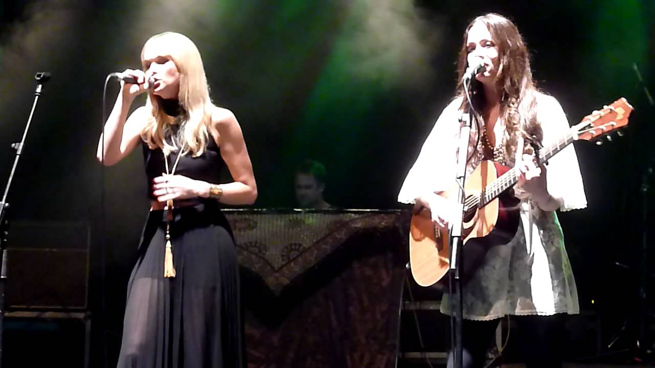 video phone beyonce mp3 The Pierces at hmvlive 2011