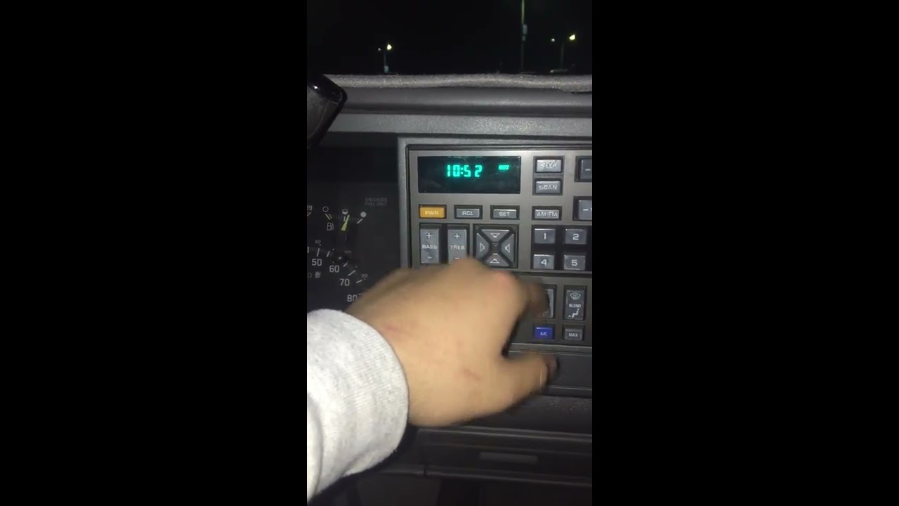 2018 Chevy Silverado >> how to set your clock on a 88-94 chevy truck gmc sierra ... 2018 Chevy Silverado >> how to set your clock on a 88-94 chevy truck gmc sierra ...