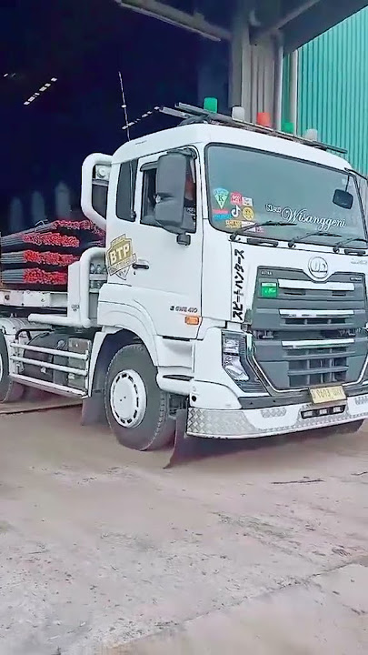 truk UD quester mbois keren abis kontainer trailer kontainer trailer #shots