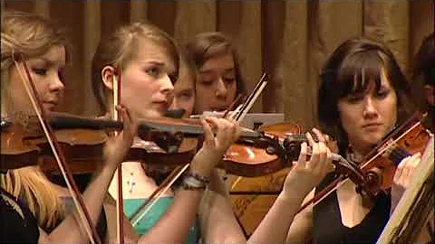 Wells Virtuosi - Conductor Matthew Souter