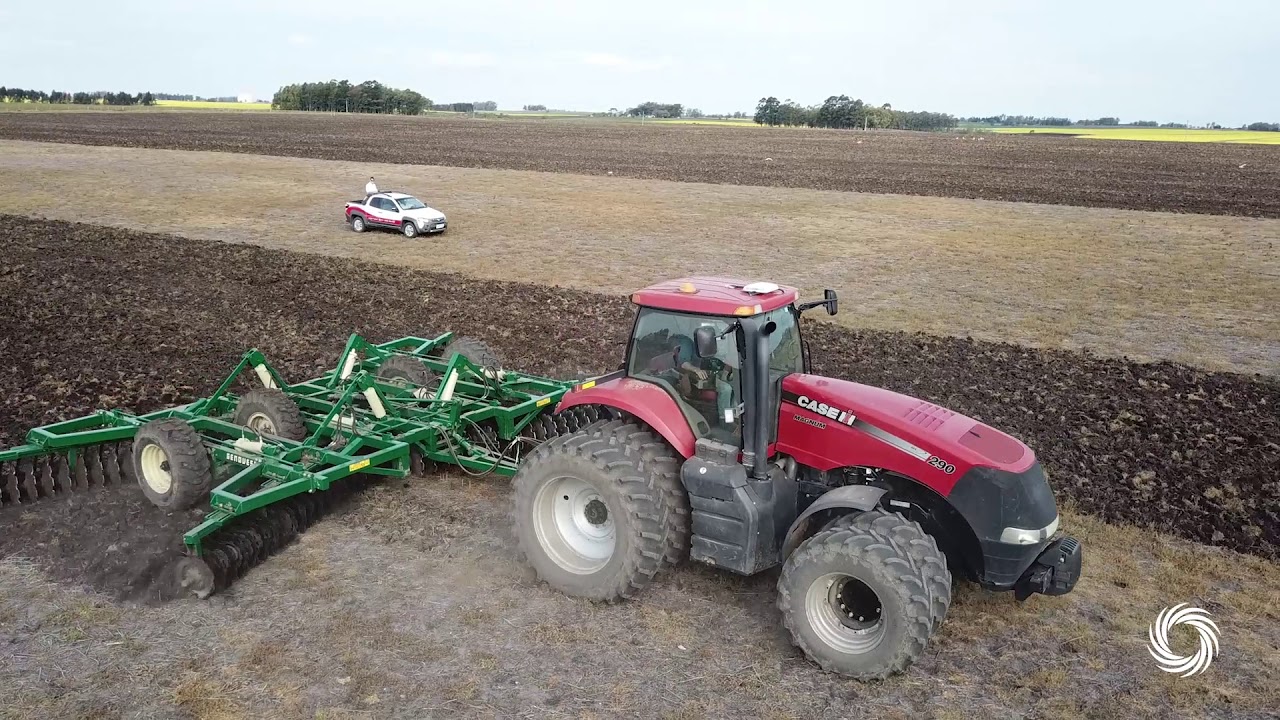 Demostración de rastra articulada GENOVESE - SIMAGRO