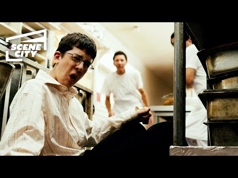 Fogell Takes Down a Drunk Man | Superbad (Christopher Mintz-Plasse)