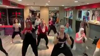 زومبا على اغنيه اشرب شاى