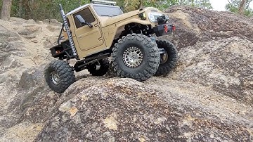 Mst FJ 45 Vanquish Phoenix Crawler in Hong Kong