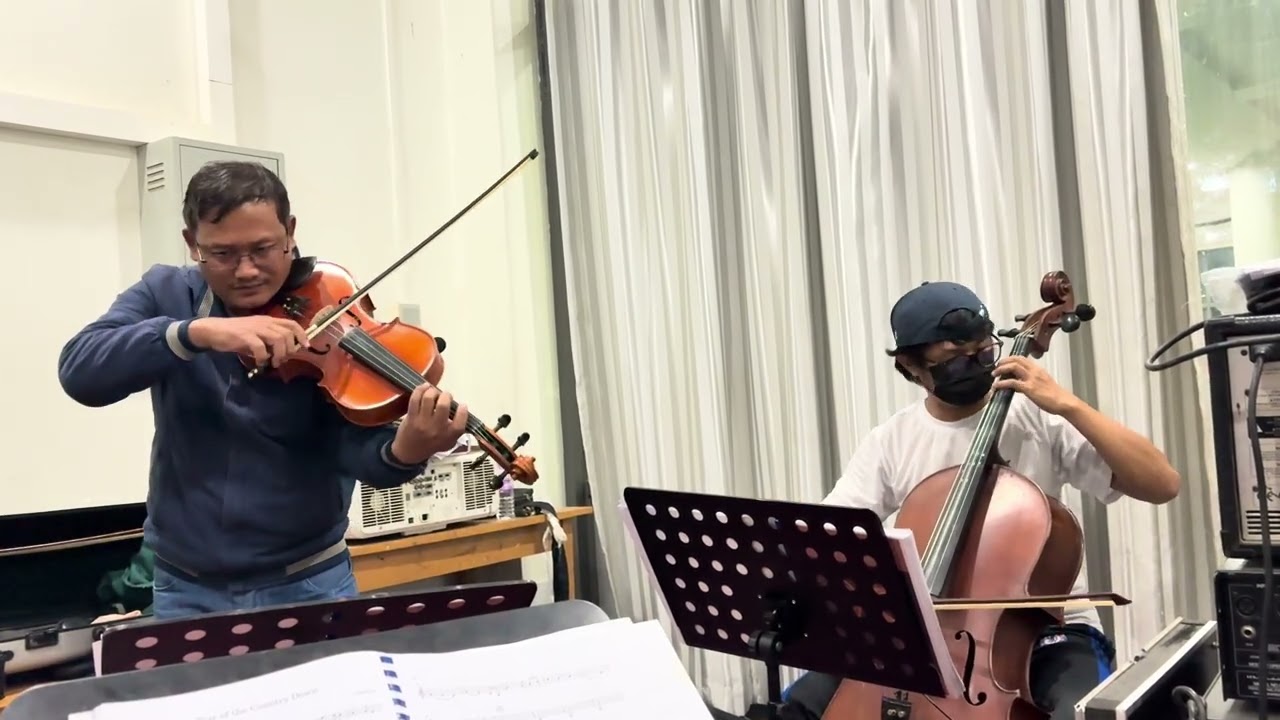 VCO Viola & Cello duet section practice.