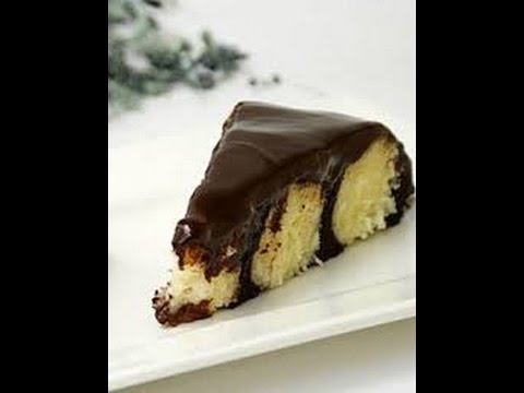 Видео рецепт Шоколадный пирог с творожно-кокосовыми шариками