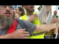Meet politie met twee maten tijdens demo’s: ‘Lijkt er wel op!'