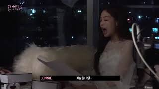 Jennie's cute sneeze 10 minute loop