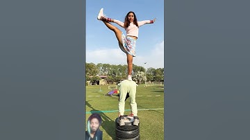 Isne to kamal kar diya #action #acrobatics #flip #stunt #viralshorts #balance #flexibility #couple
