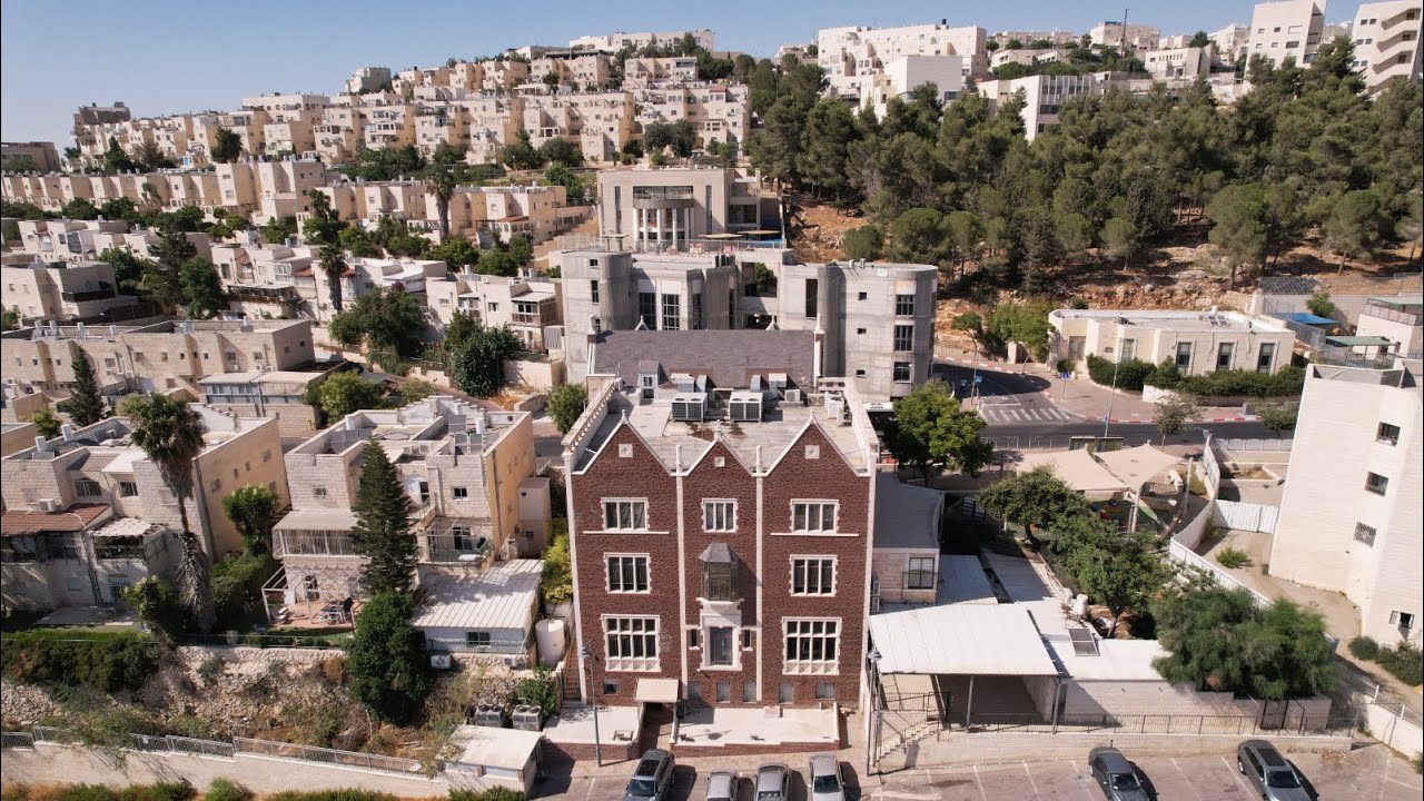 EN IMAGES. Visite du quartier de Ramat Shlomo à Jérusalem - hassidout.org