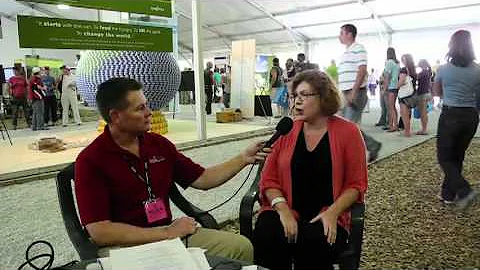 Gordon Vail - Syngenta and Tracy Smith - Feeding I...