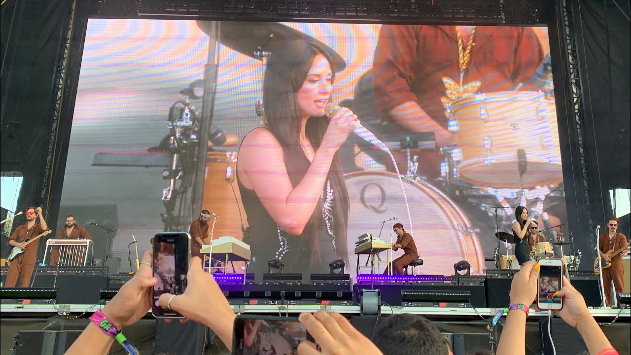 velvet elvis kacey musgraves (lollapalooza 2019) YouTube