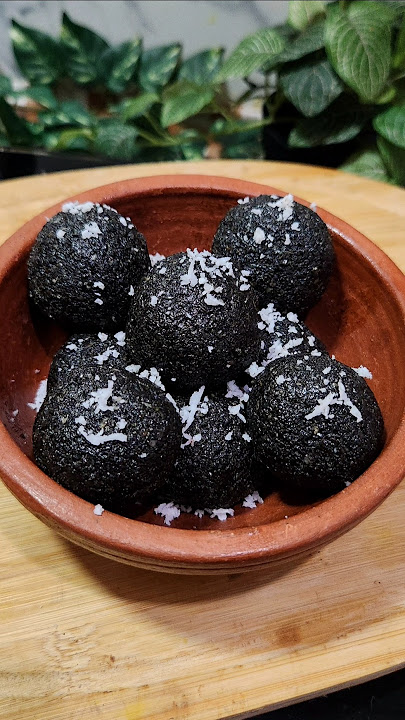 മൂന്ന് ചേരുവകൾ കൊണ്ട് നല്ല സോഫ്റ്റ്‌ എള്ളുണ്ട #ellunda #healthysnack #shorts