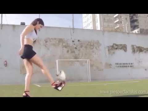 Girl Freestyle Football Kooora