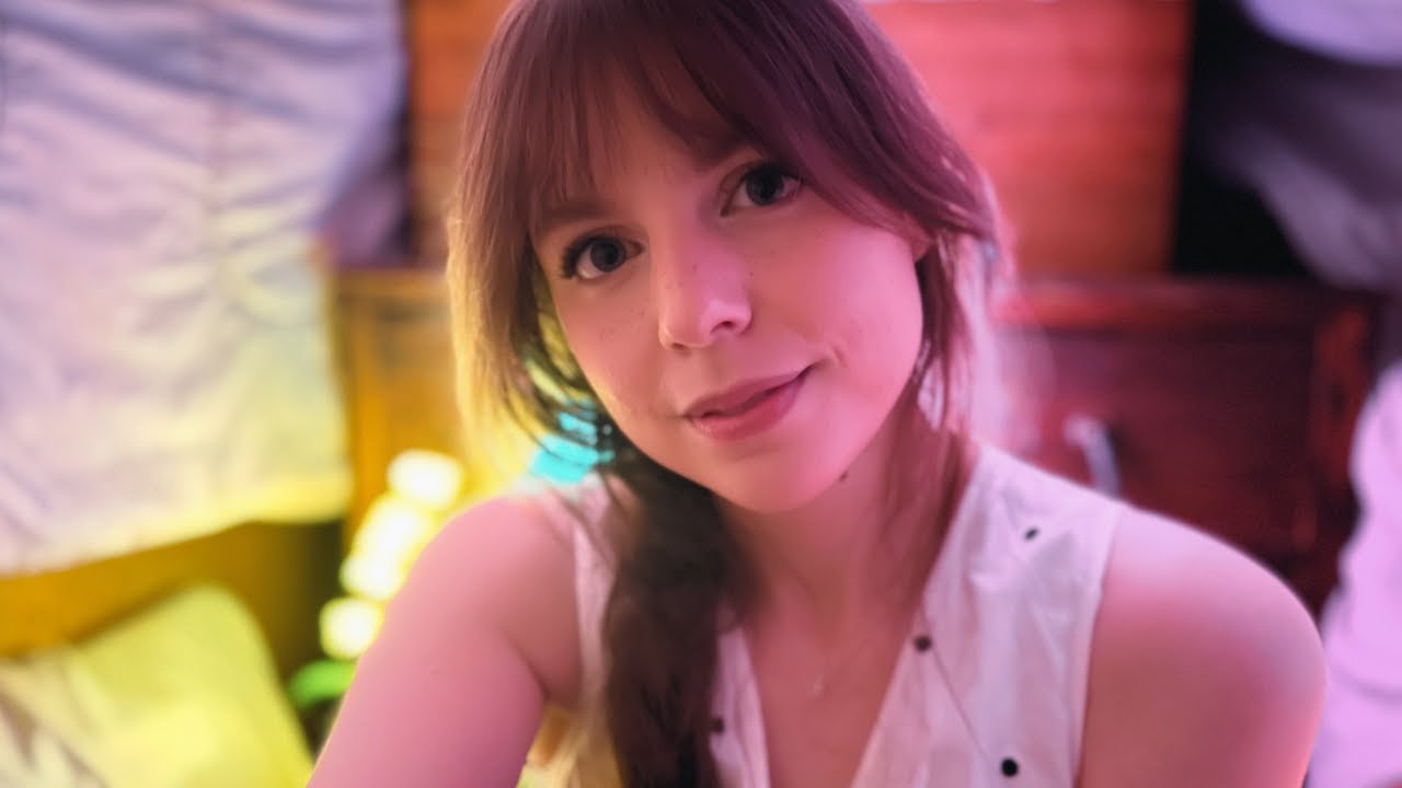 ASMR 🌸 POV Shaking Away The Holiday Blues With Positive Affirmations (Whispering ASMR Mouth Sounds)