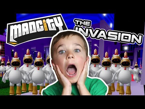 Alien Chicken Invasion In Roblox Mad City Youtube - roblox camping part 16 alien attacku rantv