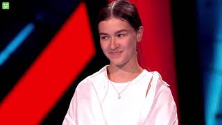 Video thumbnail of "Oliwia Majewska – „Odbicie”-Przesłuchania w ciemno The Voice Kids 6"