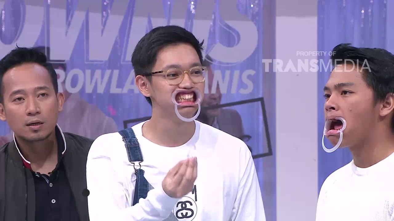 BROWNIS - Main Game Tebak Judul Lagu Tapi Pake Menyangga Gigi, Ngakak ! (10/1/18) Part 3