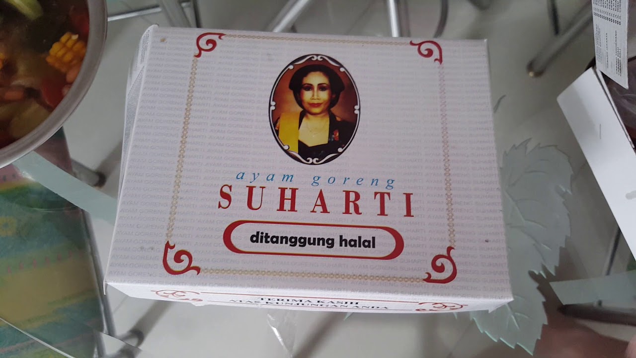 Ternyata ada Krecek dan Gudeg enak di Ayam Goreng Suharti 
