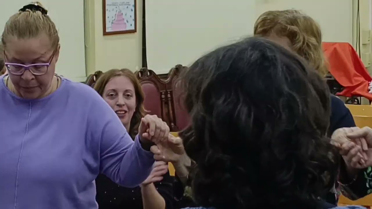 ΠΙΚΡΟΔΑΦΝΗ - ΠΗΓΑΙΝΑ ΤΟ ΔΡΟΜΟ ΔΡΟΜΟ.  ΤΡΑΓΟΥΔΙ ΚΑΙ ΧΟΡΟΣ ΣΤΗ ΡΩΜΙΟΣΥΝΗ    ΑΝΤΑΜΩΜΑ 16/2/2026